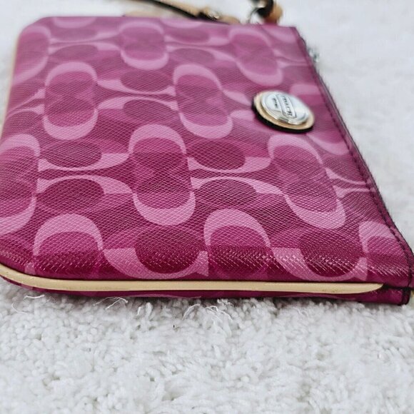 COACH Fushia Signature Logo Canvas and Leather Top Zip Wristlet Wallet Organizer - Picture 12 of 16